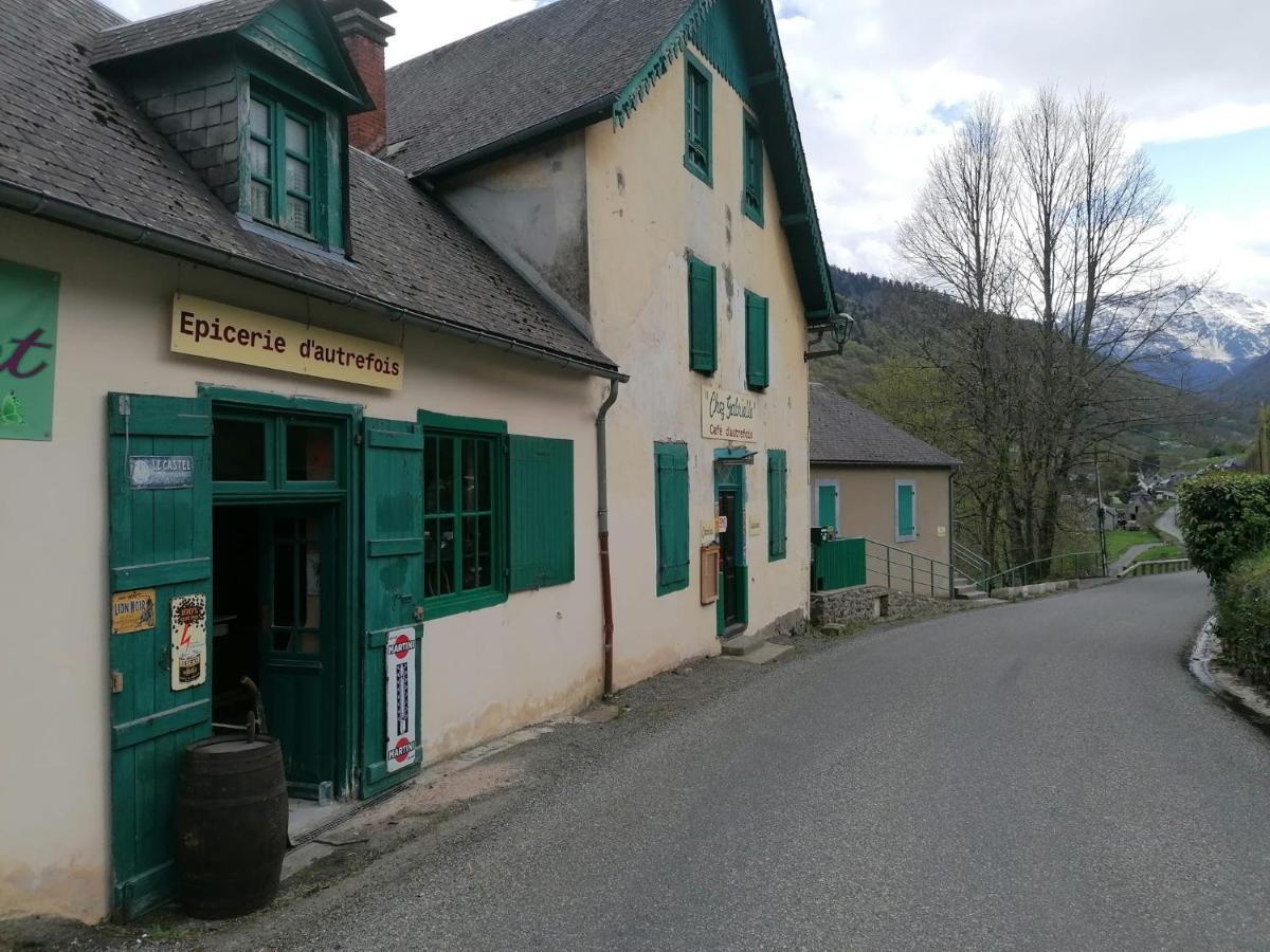 Auberge Chez Gabrielle Beaudéan Exterior foto